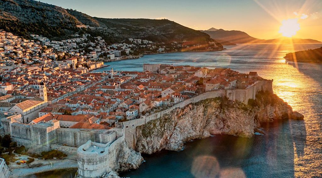 Sonnenaufgang in Dubrovnik, Zeit zum Starten des Kreuzfahrt ab Dubrovnik, Kroatien