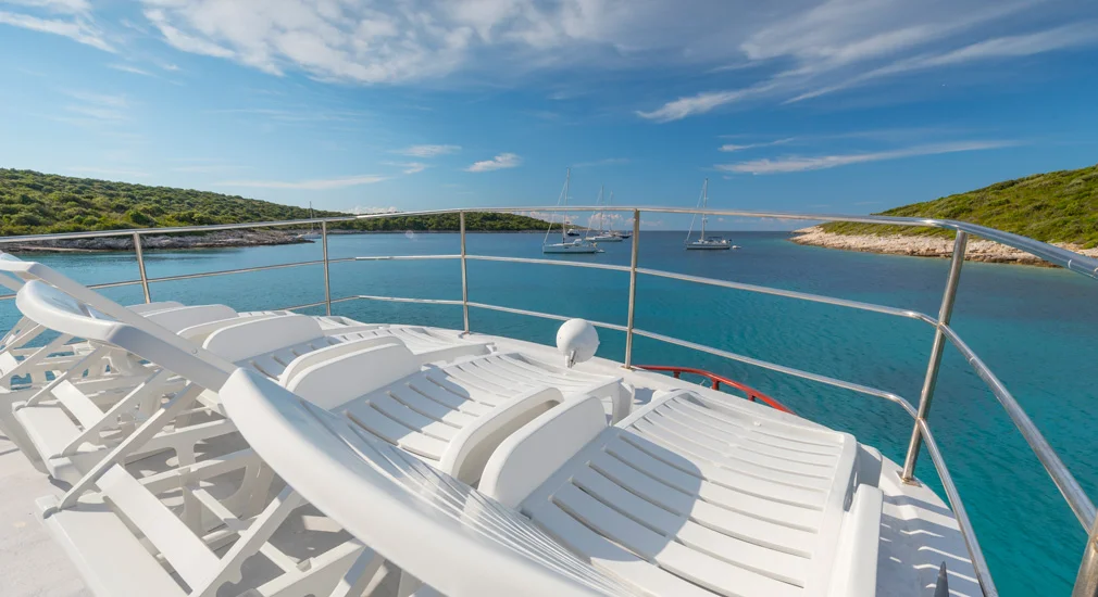 Hvar, nave Joan