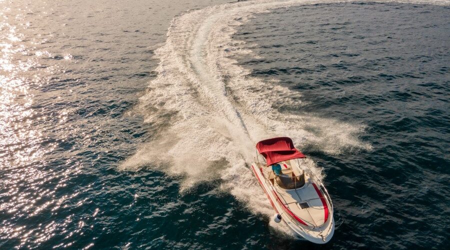 rent a boat, najam broda, noleggiare una barca, ein Boot mieten Istria , pula. Fazana