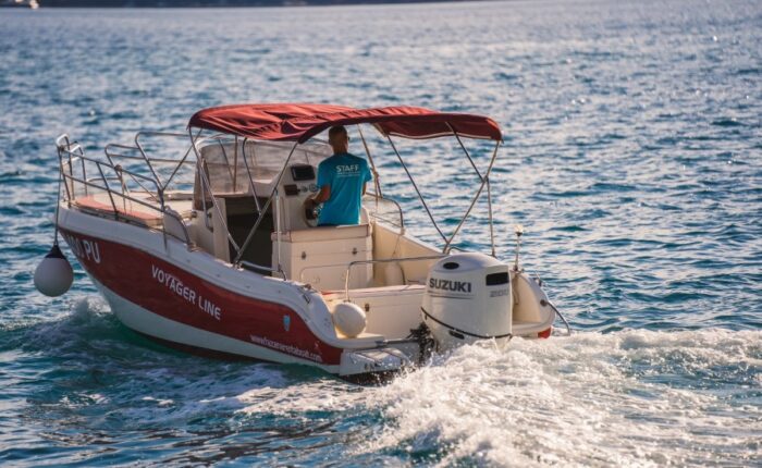 rent a boat, najam broda, noleggiare una barca, ein Boot mieten Istria , pula. Fazana